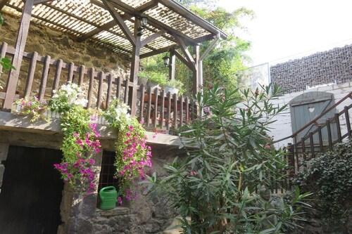 Country Houses Patricia