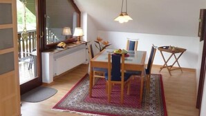 Unclassified image, 5 of 20, button - Holiday apartment with 2 bedrooms (Traben-Trarbach\/Wolf)