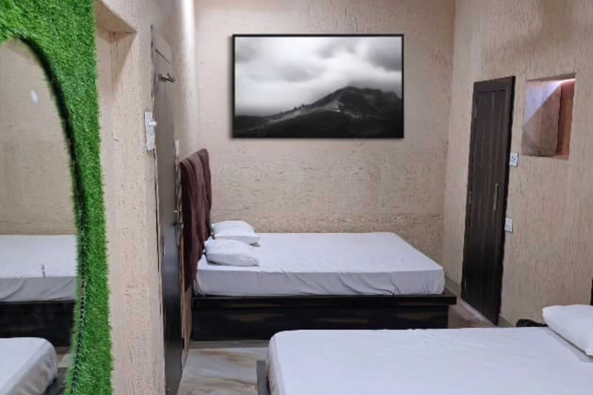 Quarto família | Camas extras/dobráveis (sobretaxa), roupa de cama