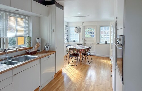 3 bedroom nice home in Bandholm