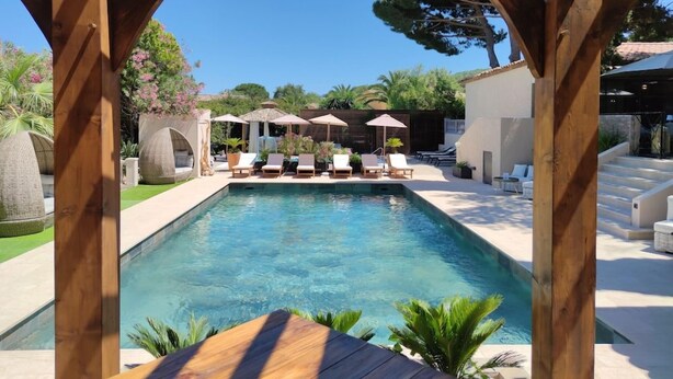 Pool - Le Mas Provencal (Gassin)