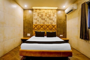Deluxe Double Room - Hotel Diana Palace Ulhasnagar (Ulhasnagar)