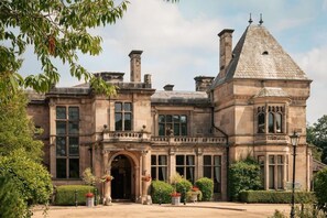 Unclassified image, 2 of 71, button - Rookery Hall Hotel Spa (Nantwich)