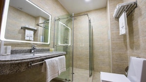 Bathroom - Corner Hotel (Tashkent)