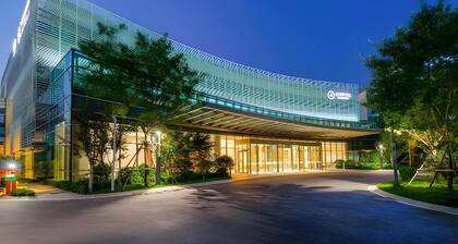Aerotel Airport Hotel