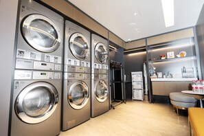Ảnh chưa phân loại, 5 trong số 34 ảnh, nút