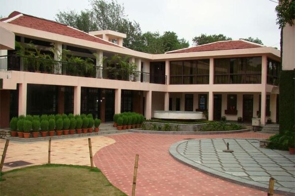 Exterior - Hotel Sonia, Rudrapur (Kichha)