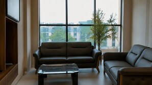 Royal Room | Living area - The Laali Imperial (Amravati)