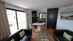 Living area - Hotel Les Jardins de Cassis (Cassis)