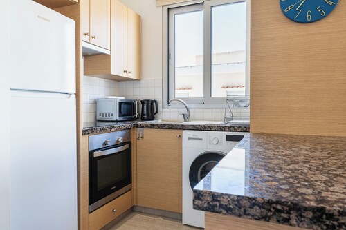 Modern Elegant UNIC Studio Suite
