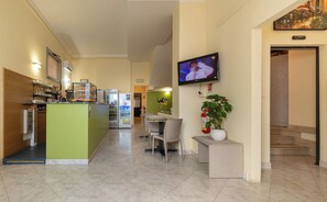 Unclassified image, 5 of 26, button - Hotel Posta  (Ventimiglia)