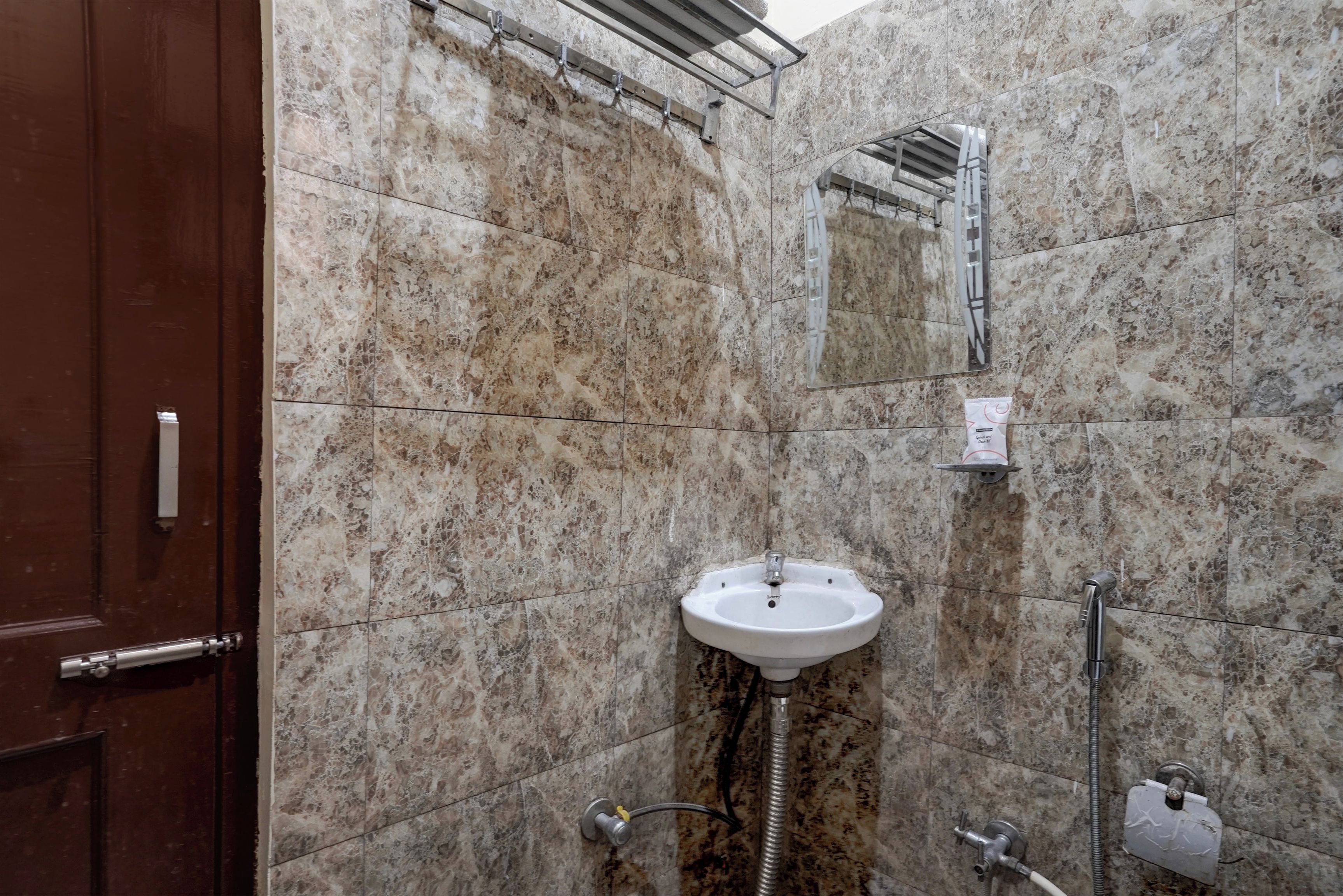 Shower, free toiletries, towels, soap