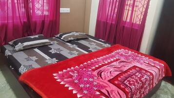 Deluxe Double Room | Free WiFi