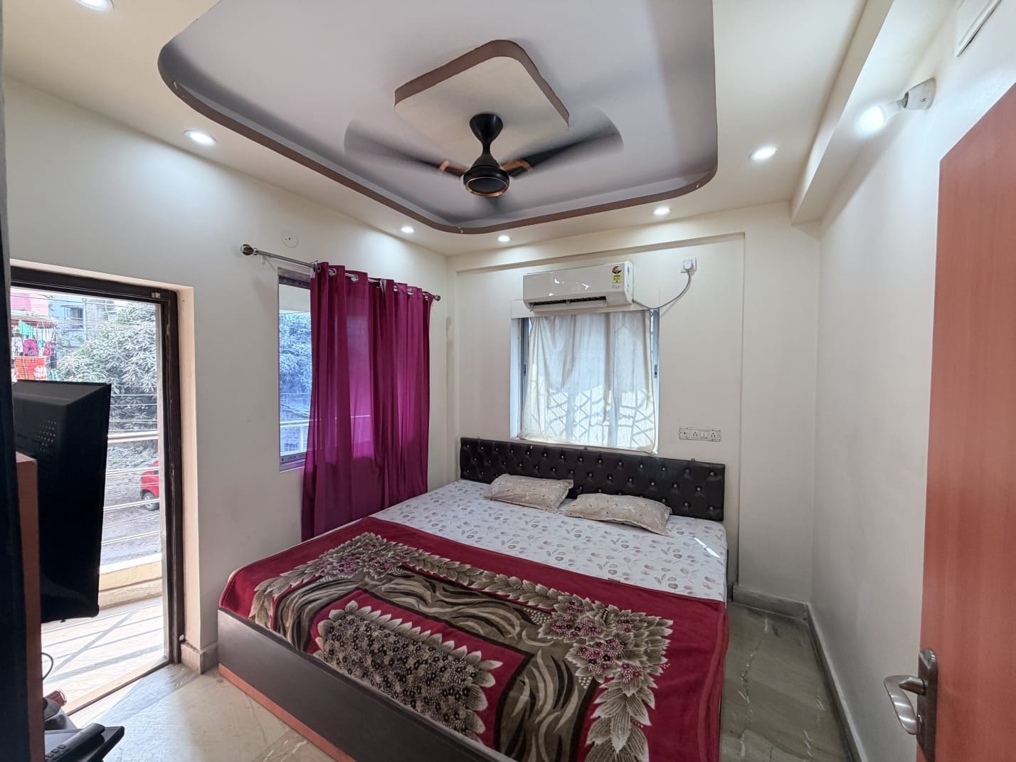 Deluxe Double Room | Free WiFi