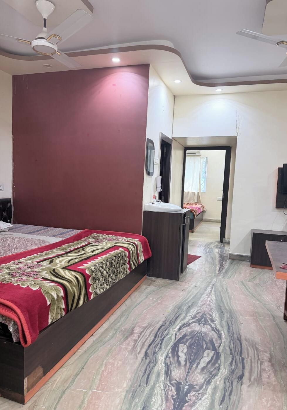 Deluxe Double Room | Free WiFi