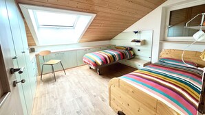 Room - Vrbo Property (Predazzo)