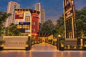 Front of property - Fabhotel Jayesh Inn (Mumbai)