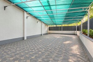 Terrace/patio - Fabhotel Jayesh Inn (Mumbai)