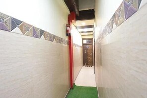 Unclassified image, 2 of 29, button - Fabhotel Yatika Inn (Kanpur)
