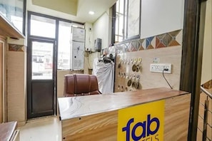 Reception - FabHotel Yatika Inn (Kanpur)