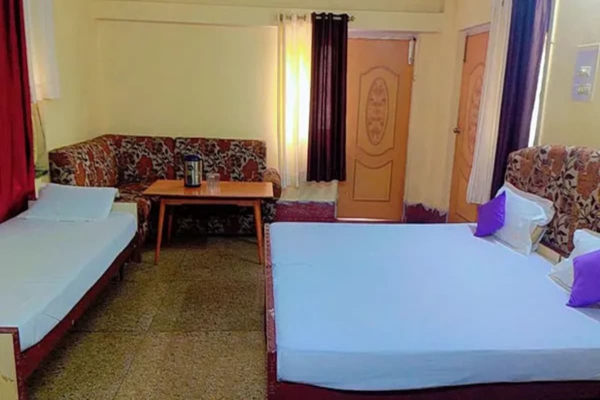 Habitación familiar | Sábanas de algodón egipcio, ropa de cama de alta calidad, caja fuerte