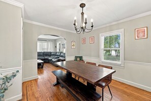 Unclassified image, 4 of 87, button - Spacious Bourbon retreat near Downtown Louisville! (Simpsonville)