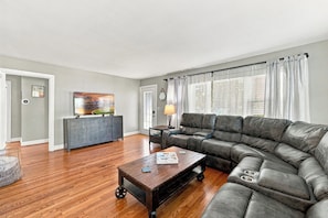 Luokittelematon kuva, 3 kautta 87, painike
