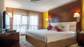 In-room safe, desk, laptop workspace, iron/ironing board (on request) - Opera Grand Hotel Deira (Dubai)