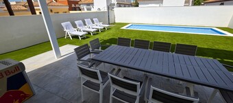 Laguna Place Beachfront Villa—Perfect for Families