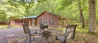 Wolf Pen Gap Getaway in 3 Cabins, Sleeps 32!