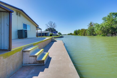 Bring Your Boat! Lake Nasworthy Family Escape