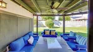 Interior - Indio Paradise: 4-bedroom Home w/ Resort-like Pool (Indio)