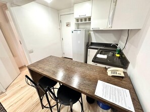 Uklassifisert bilde, 4 av 72, knapp
