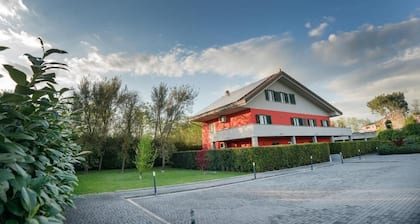 Lepini Suites Guesthouse