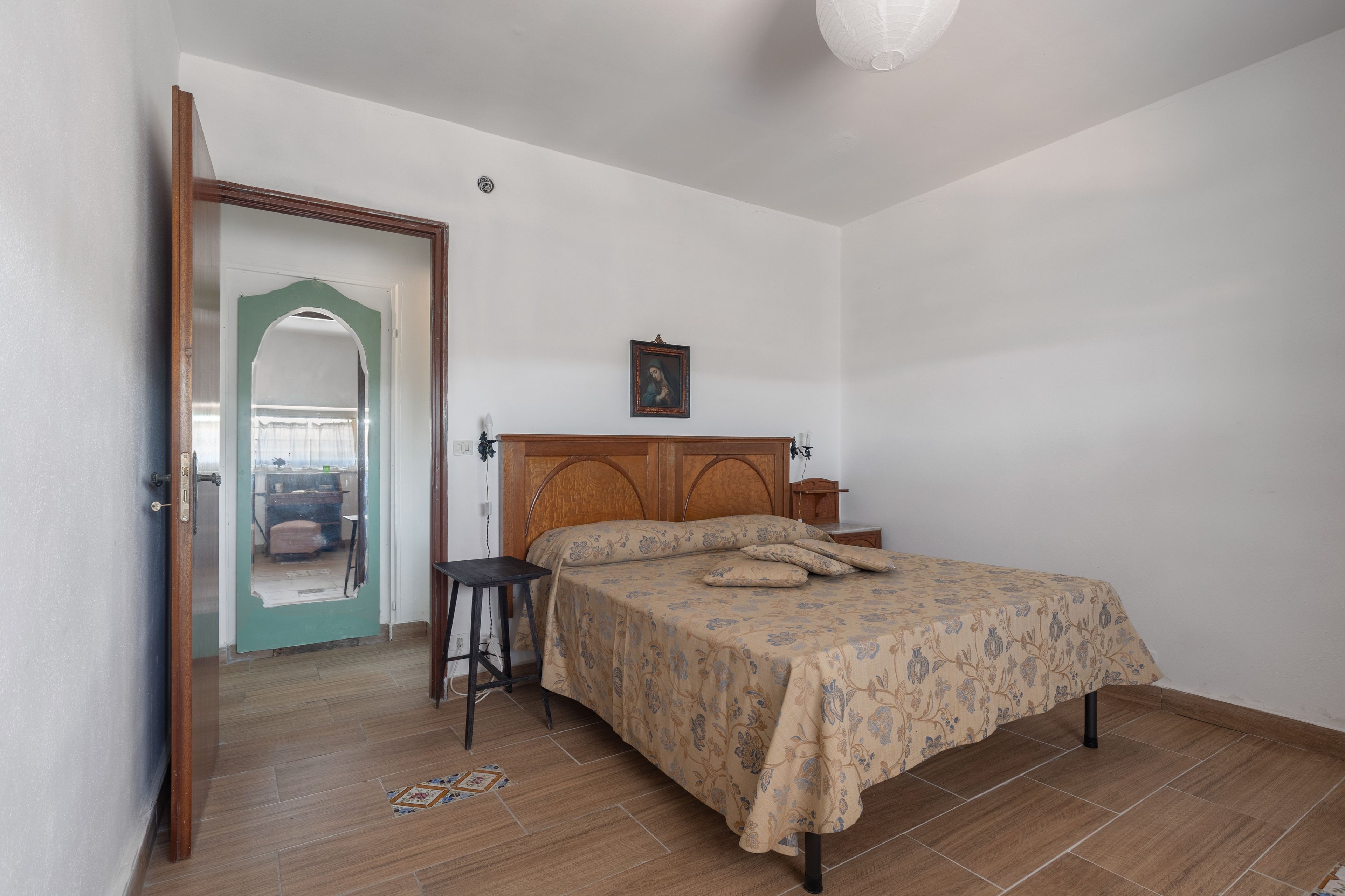 Ferros/tábuas de passar roupa, Wi-Fi, roupa de cama