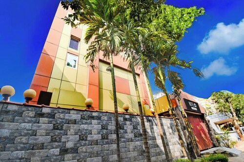 Super Hotel O Swaranpuri