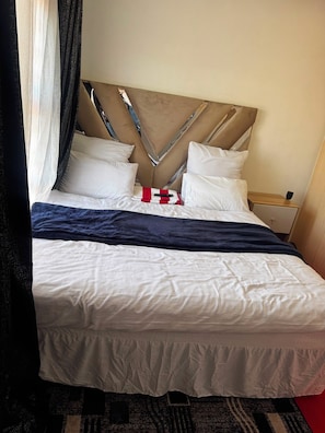 Dormitorio compartido, 3 habitaciones