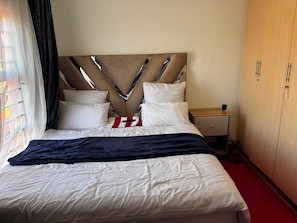 Dormitorio compartido, 3 habitaciones