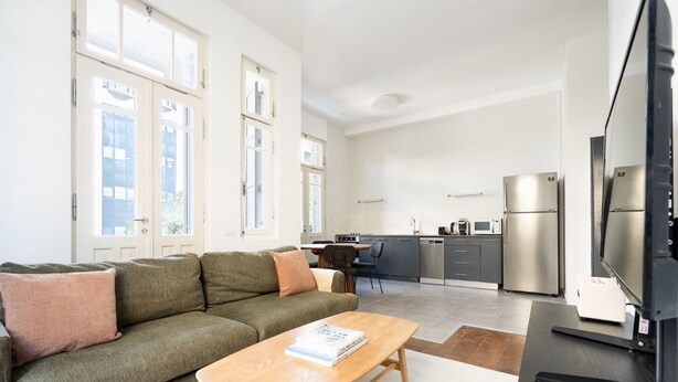 Apartment, City View | Blackout drapes, iron/ironing board, cribs (free), WiFi (free) - Blueground Lev HaIr nr Rothschild (Tel Aviv-Yafo)