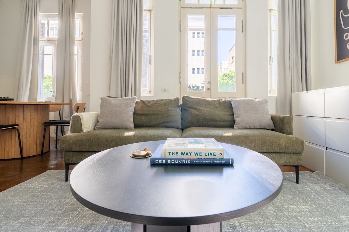Apartment, Balcony | Blackout drapes, iron/ironing board, cribs (free), WiFi (free)