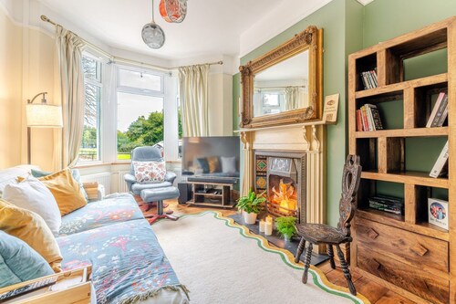 Cardiff Bay Victorian House Garden Sleeps 5