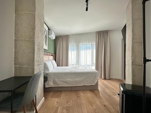 Ảnh chưa phân loại, 4 trong số 46 ảnh, nút