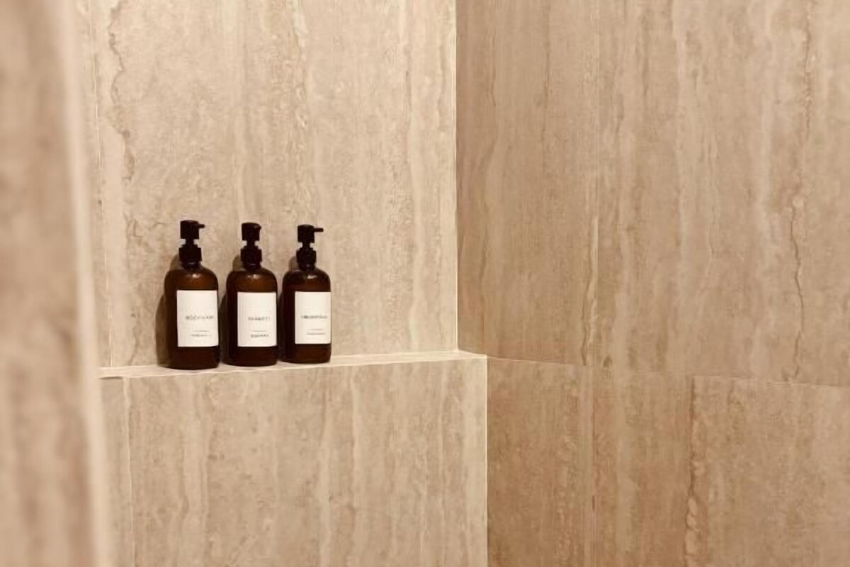 Biệt thự, quang cảnh sân vườn | Phòng tắm