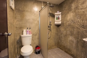Handtücher, Seife, Shampoo