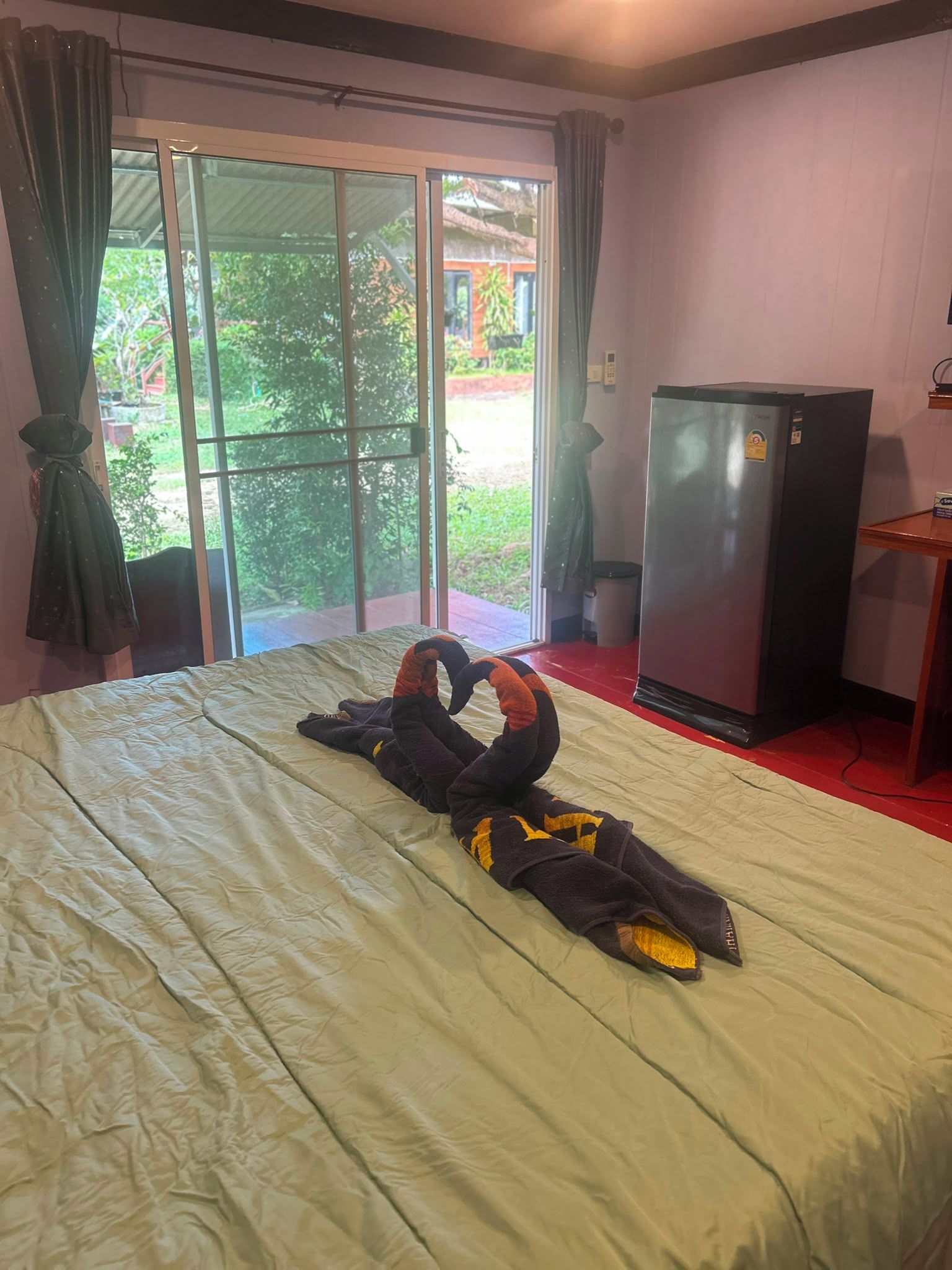 Double Room Single Use, Partial Ocean View | Desk, WiFi (free)