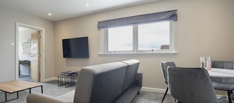 The Olive Tree | Deluxe 1-Bed Apartment