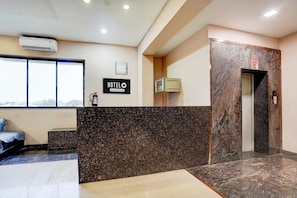 Ảnh chưa phân loại, 4 trong số 29 ảnh, nút