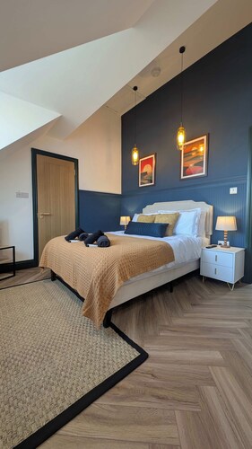 Luxury Seaton Beach Devon Sleeps 8 Parking