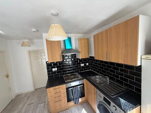 Private kitchen - Coventry Road Apartments Flat 1 (Southampton)