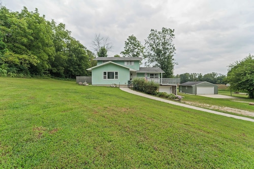 4BR-2BA, Sleeps 8 | High Trestle Trail